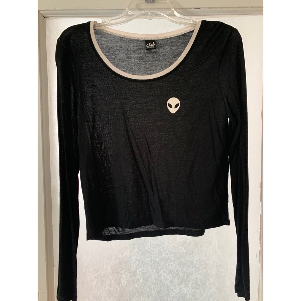 Alien tee